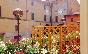 Rocchi Residence
